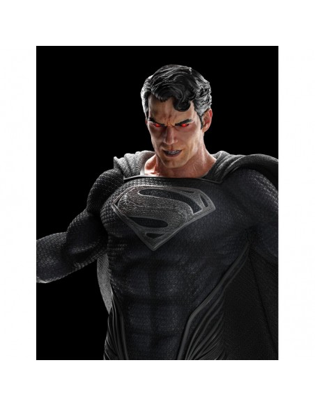 Superman Black Suit - La Liga de la Justicia de Zack Snyder